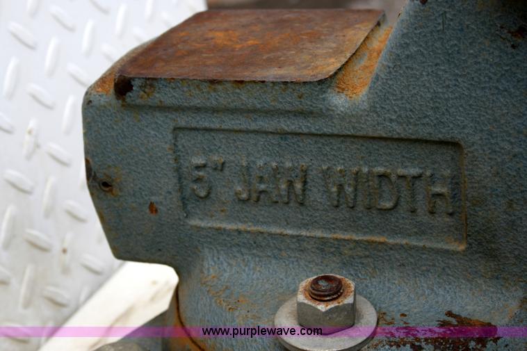 image for item 6068 2006 Knapheide 6108D54J service truck body