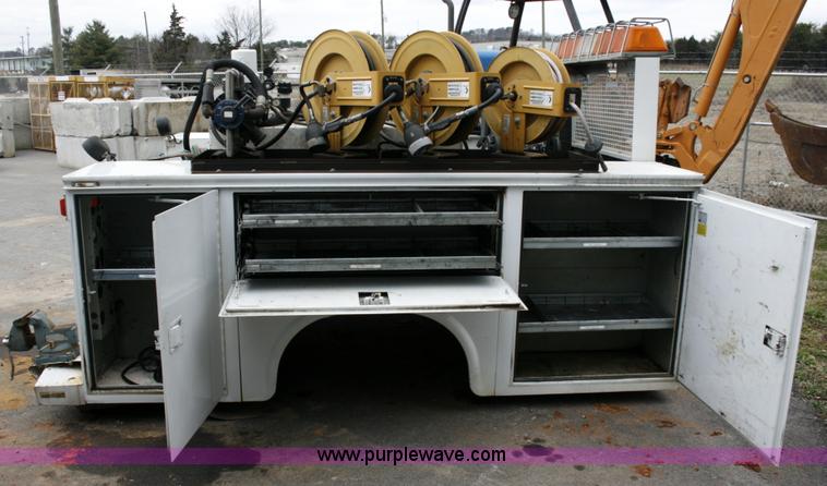 image for item 6068 2006 Knapheide 6108D54J service truck body