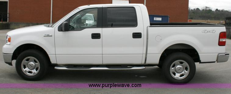 image for item 6069 2005 Ford F150 XLT pickup truck