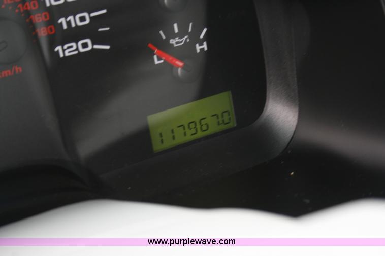 image for item 6069 2005 Ford F150 XLT pickup truck