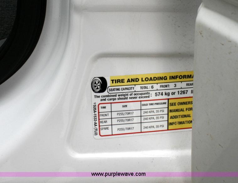 image for item 6069 2005 Ford F150 XLT pickup truck