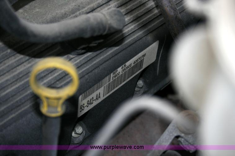 image for item 6069 2005 Ford F150 XLT pickup truck