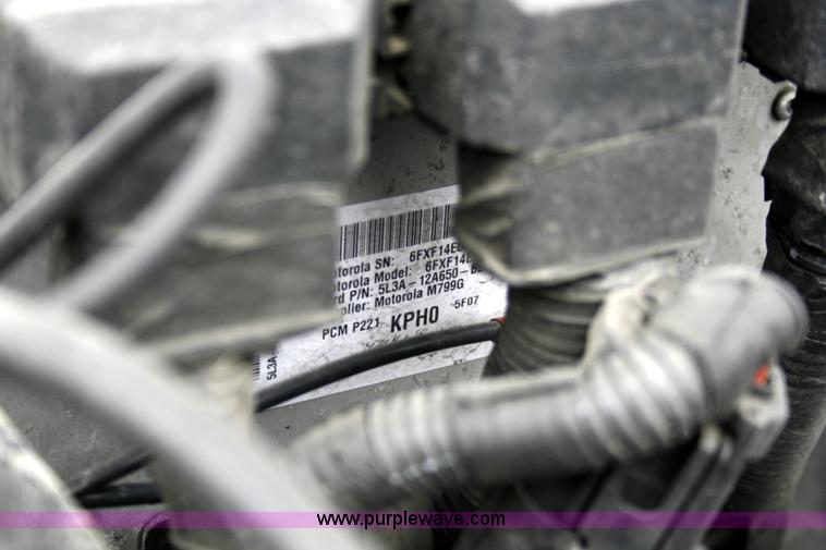 image for item 6069 2005 Ford F150 XLT pickup truck