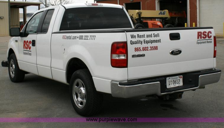 image for item 6070 2006 Ford F150 XLT pickup truck