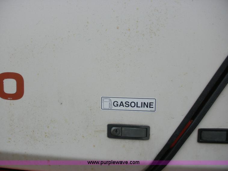 image for item A1864 2000 Snorkel TB60 boom lift