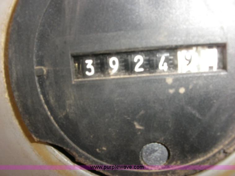 image for item A1864 2000 Snorkel TB60 boom lift