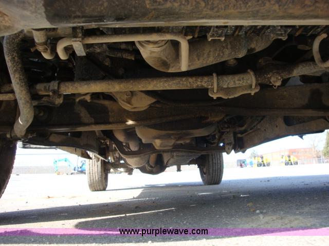 image for item A1867 2005 Ford F250 XLT Super Duty pickup truck