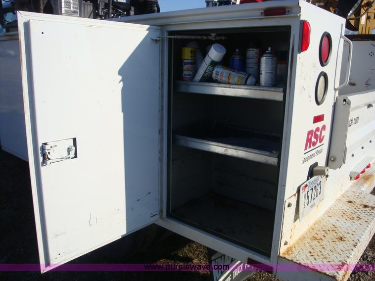 image for item A1868 2006 Knapheide utility bed