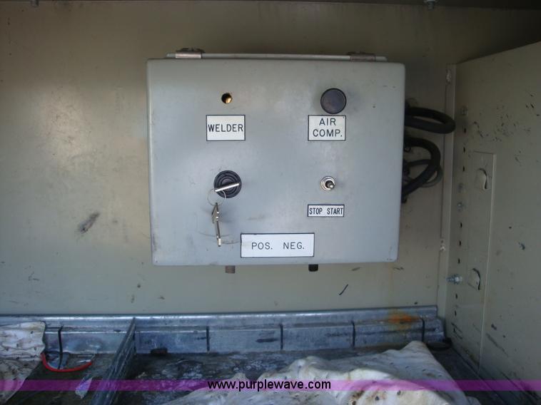 image for item A1868 2006 Knapheide utility bed