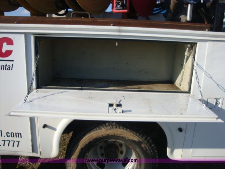 image for item A1868 2006 Knapheide utility bed