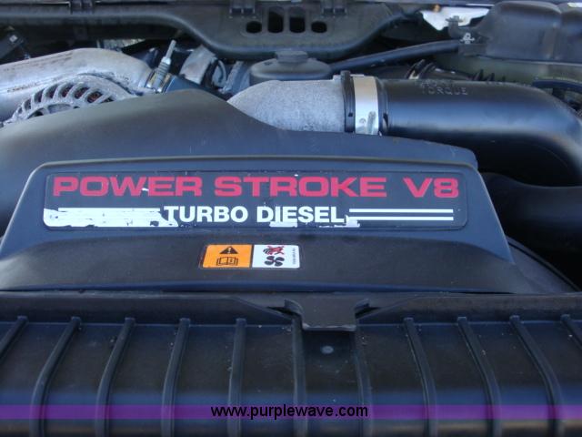 image for item A1869 2006 Ford F350 XL 4x2 truck cab and chassis