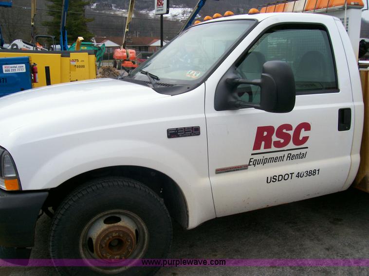 image for item A1874 2004 Ford F350 XL Super Duty service truck
