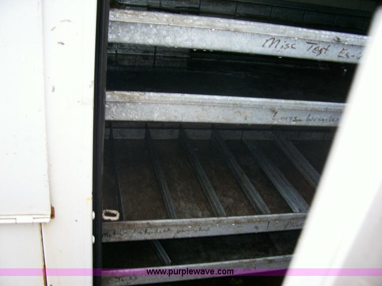 image for item A1874 2004 Ford F350 XL Super Duty service truck