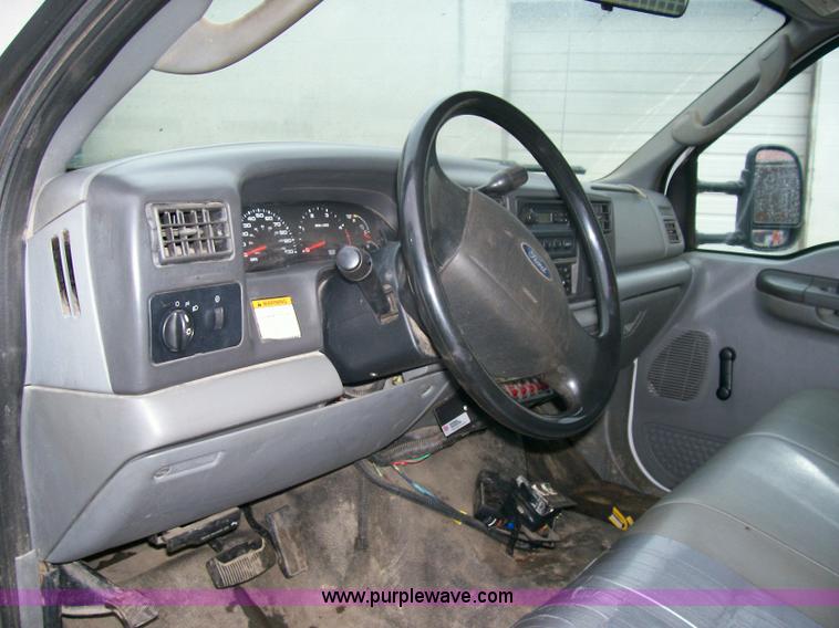 image for item A1874 2004 Ford F350 XL Super Duty service truck