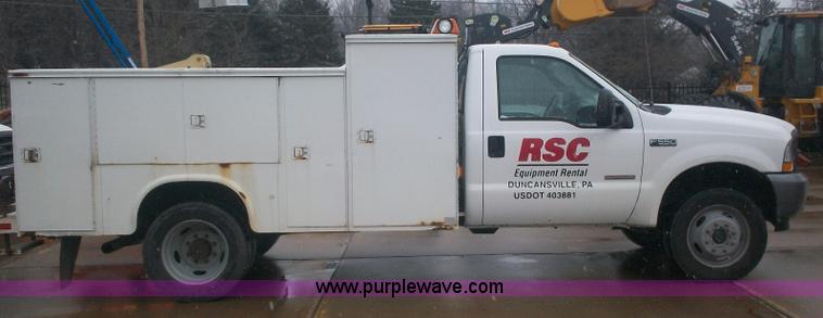 image for item A1877 2004 Ford F550 Super Duty service truck