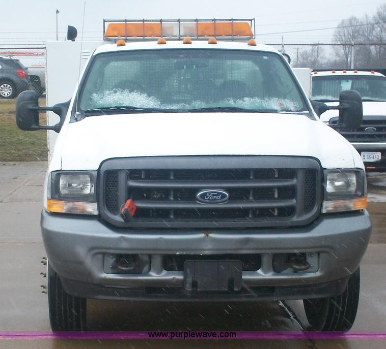 image for item A1877 2004 Ford F550 Super Duty service truck