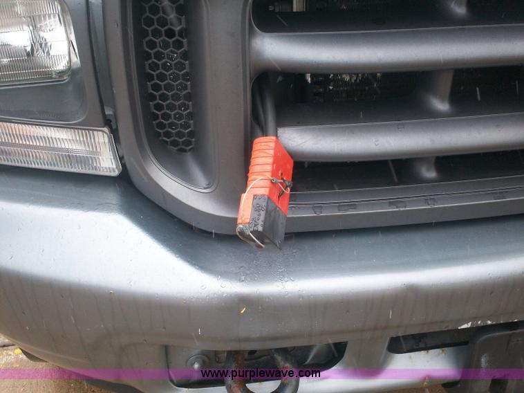 image for item A1877 2004 Ford F550 Super Duty service truck