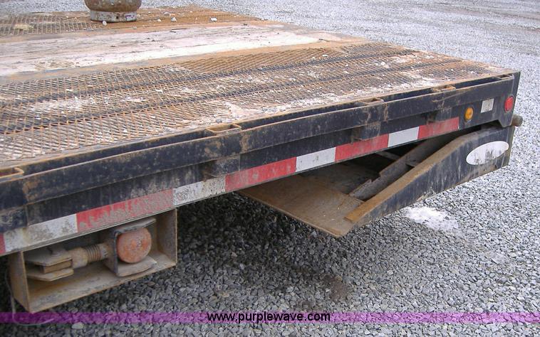 image for item A1879 2005 Ledwell 48' tandem axle hydratail tilt bed trailer