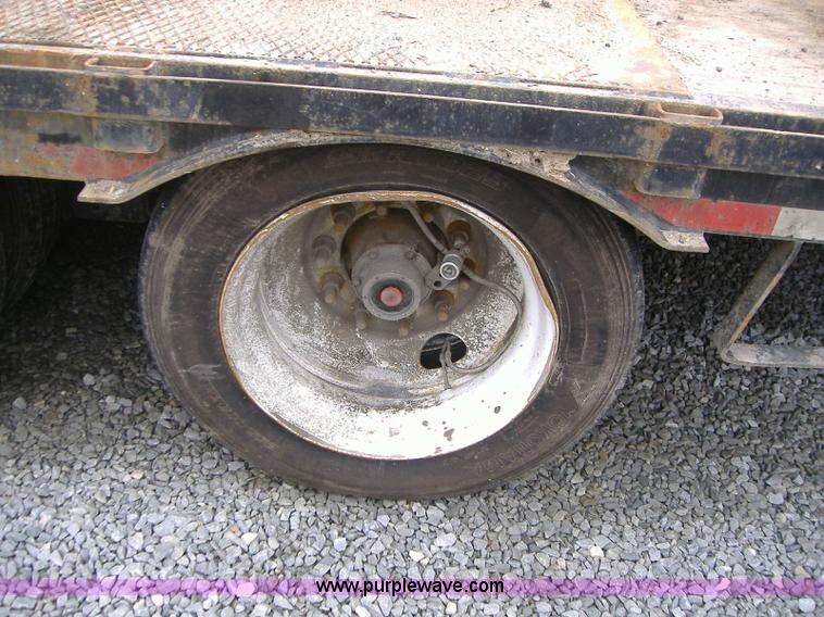 image for item A1879 2005 Ledwell 48' tandem axle hydratail tilt bed trailer