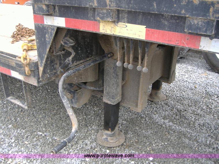 image for item A1879 2005 Ledwell 48' tandem axle hydratail tilt bed trailer