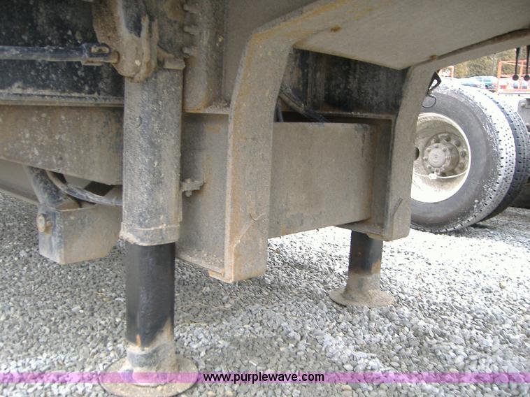 image for item A1879 2005 Ledwell 48' tandem axle hydratail tilt bed trailer