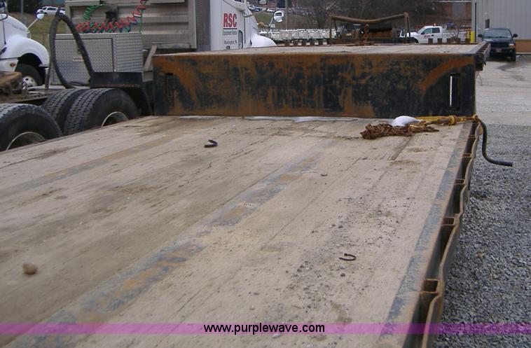 image for item A1879 2005 Ledwell 48' tandem axle hydratail tilt bed trailer