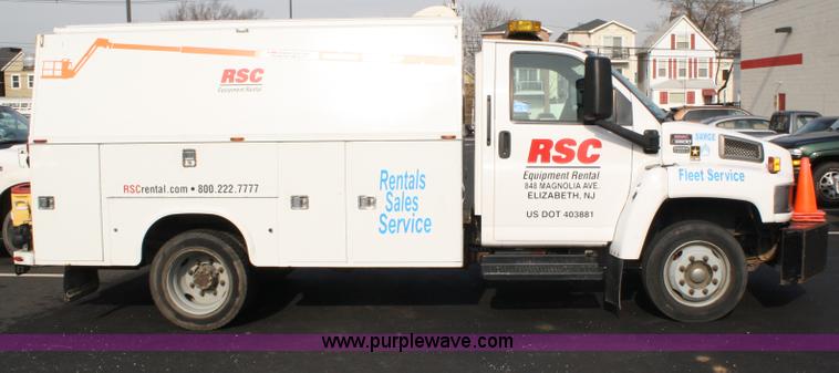 image for item A1881 2007 GMC C5500 service truck