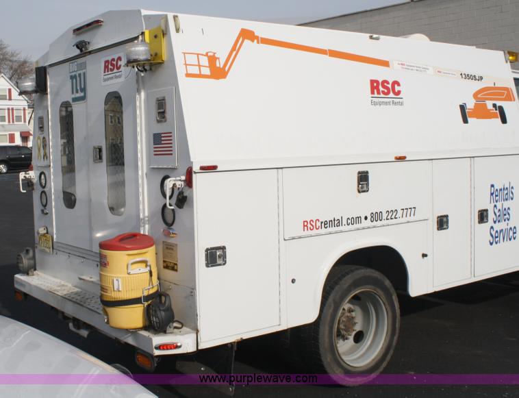 image for item A1881 2007 GMC C5500 service truck