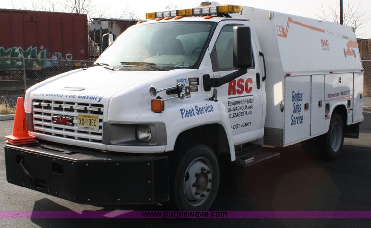 image for item A1881 2007 GMC C5500 service truck