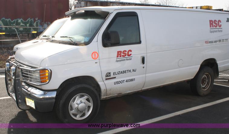 image for item A1884 2005 Ford E350 cargo van