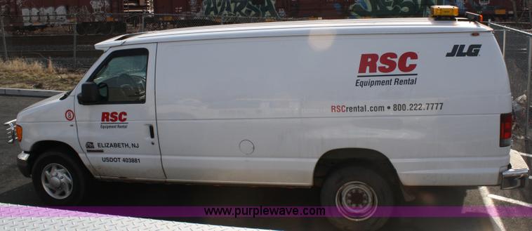 image for item A1884 2005 Ford E350 cargo van