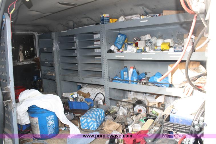 image for item A1884 2005 Ford E350 cargo van