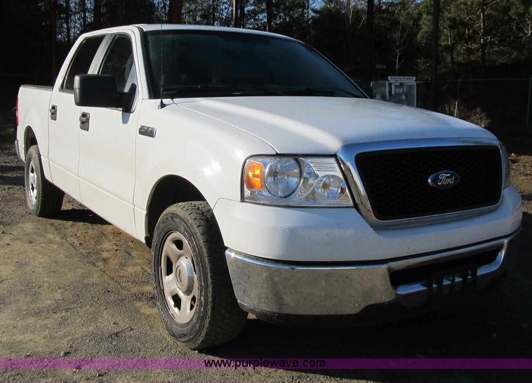 image for item A4928 2007 Ford F150 XLT pickup truck