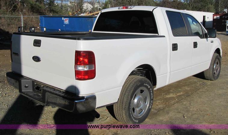 image for item A4928 2007 Ford F150 XLT pickup truck