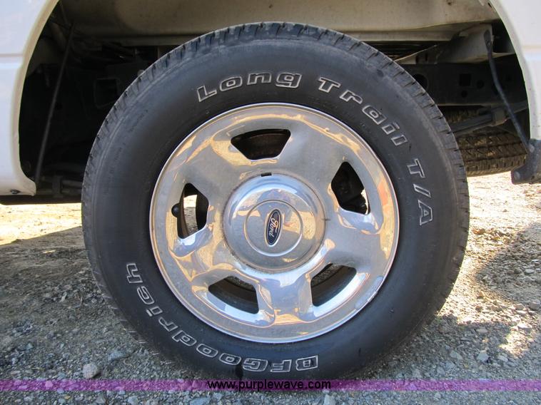 image for item A4928 2007 Ford F150 XLT pickup truck