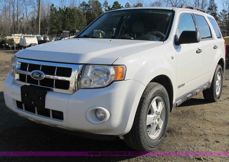 image for item A4929 2008 Ford Escape SUV