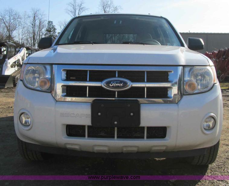image for item A4929 2008 Ford Escape SUV