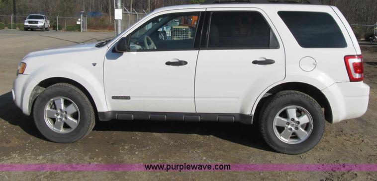 image for item A4929 2008 Ford Escape SUV