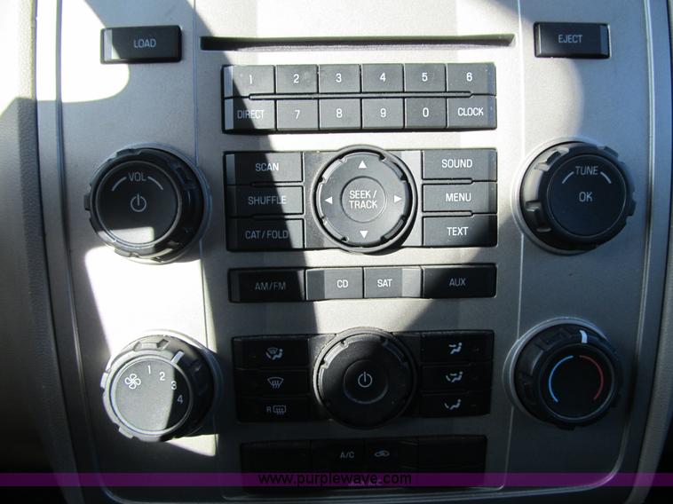 image for item A4929 2008 Ford Escape SUV