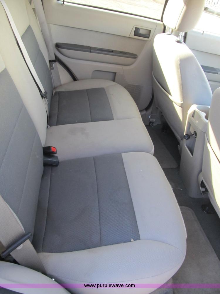 image for item A4929 2008 Ford Escape SUV