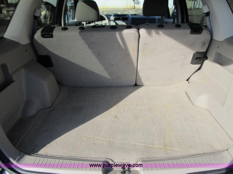 image for item A4929 2008 Ford Escape SUV