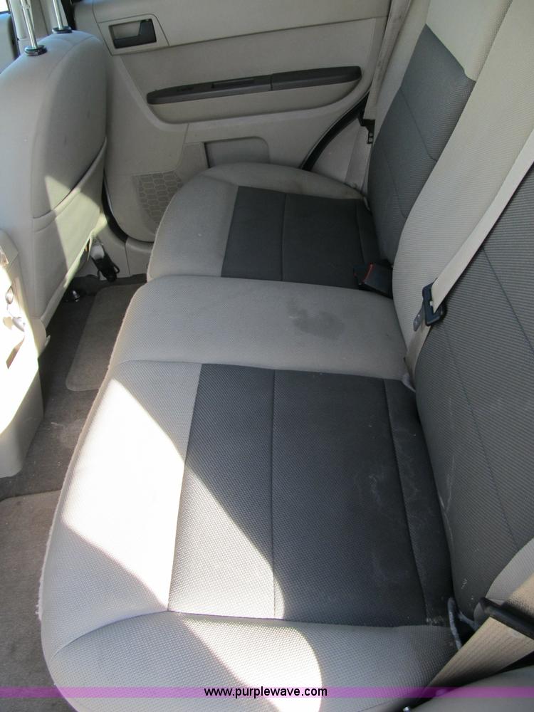 image for item A4929 2008 Ford Escape SUV