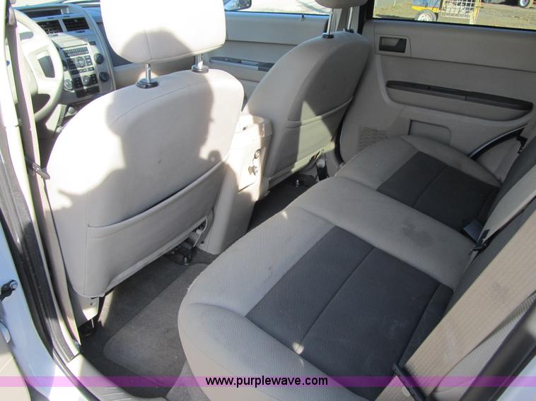 image for item A4929 2008 Ford Escape SUV