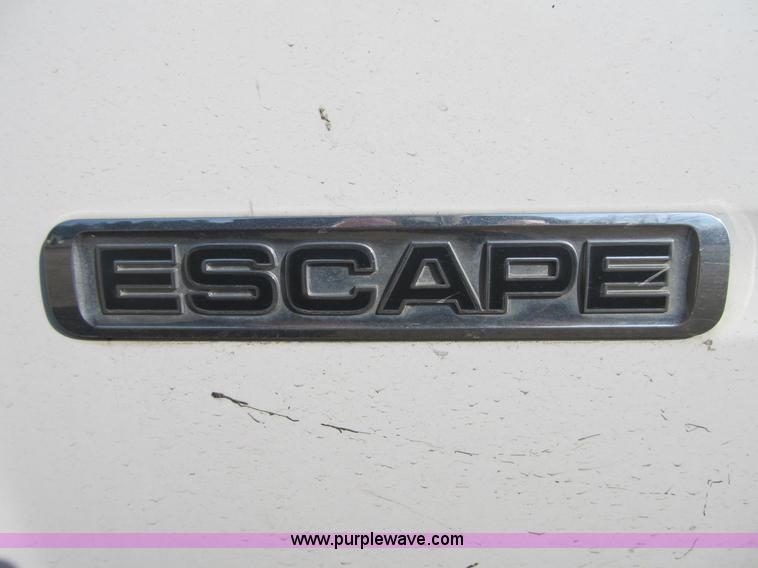 image for item A4929 2008 Ford Escape SUV