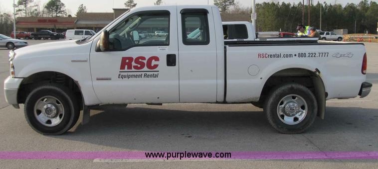 image for item A4930 2006 Ford F250 XLT Super Duty pickup truck