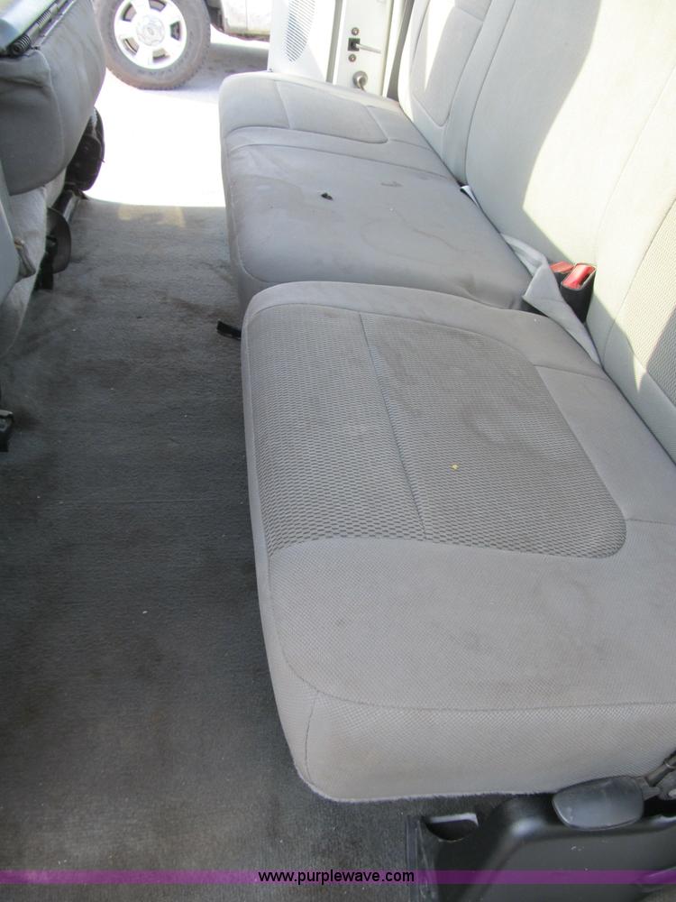 image for item A4930 2006 Ford F250 XLT Super Duty pickup truck