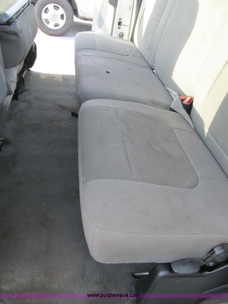 image for item A4930 2006 Ford F250 XLT Super Duty pickup truck