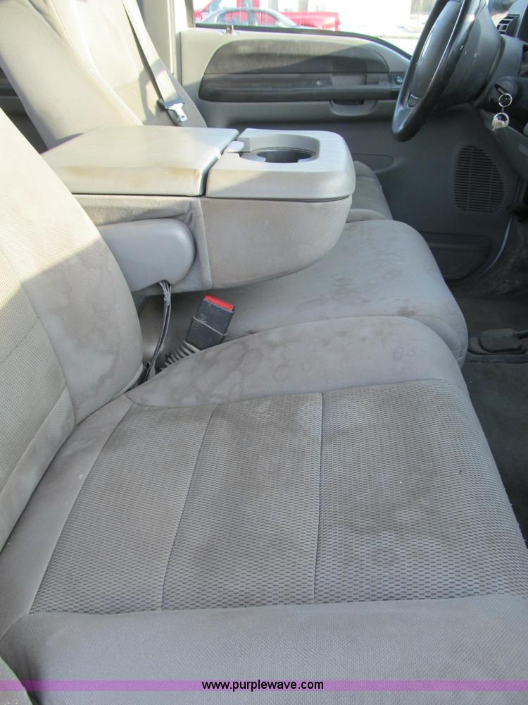 image for item A4930 2006 Ford F250 XLT Super Duty pickup truck