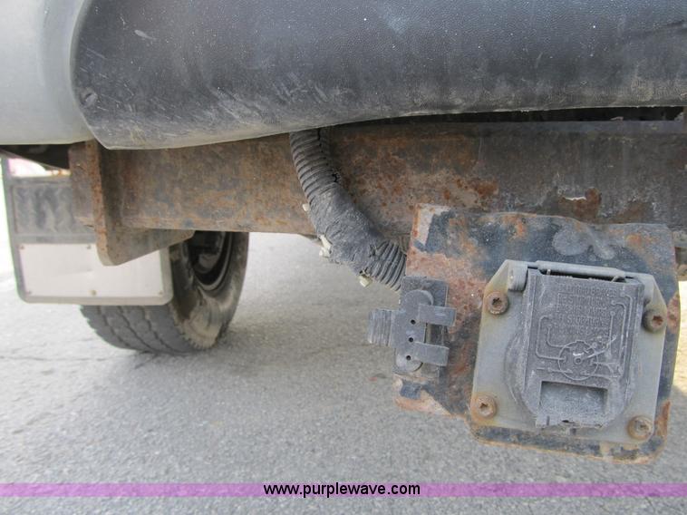 image for item A4930 2006 Ford F250 XLT Super Duty pickup truck