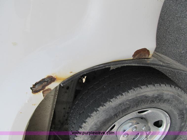 image for item A4930 2006 Ford F250 XLT Super Duty pickup truck